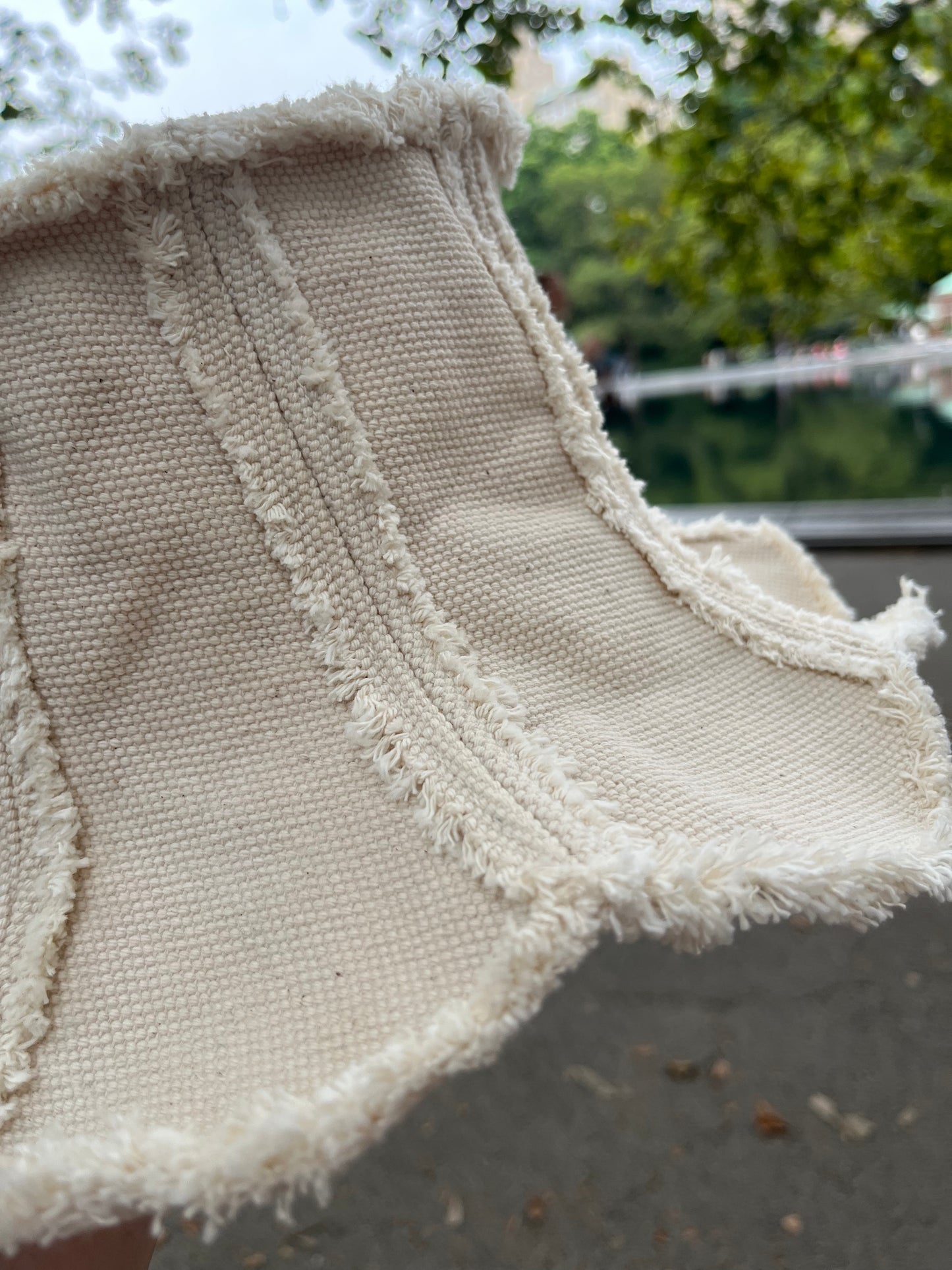 The Gitte - Linen Canvas